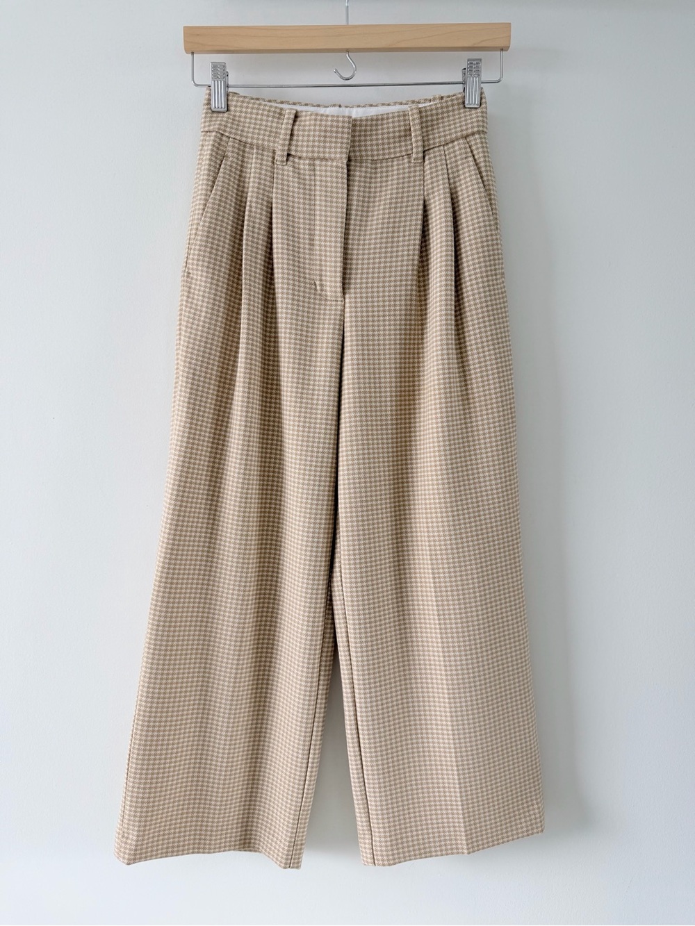 Aritzia Wilfred Effortless Cropped Wide Leg Pants Beige Plaid Size 0 - Picture 2 of 12